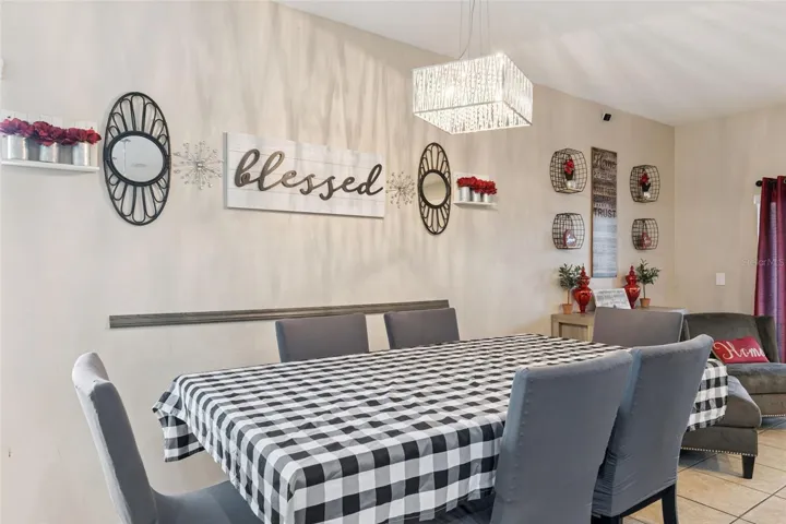 Eat in Kitchen