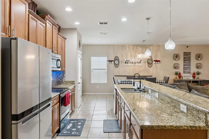 Spacious Kitchen