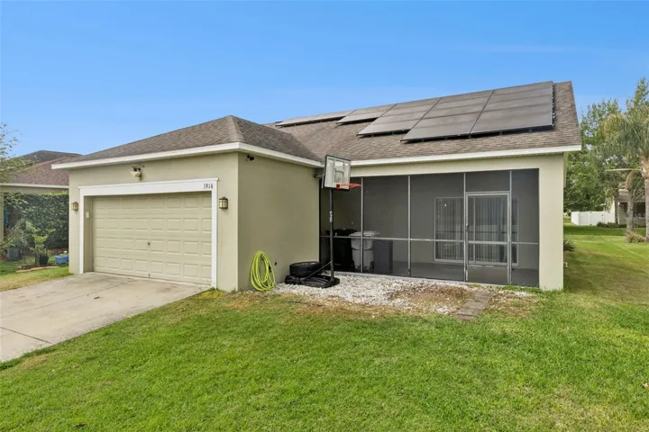 Rear Garage