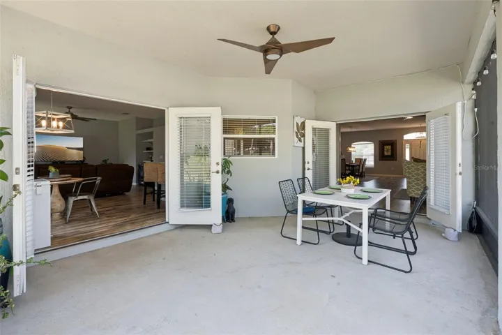 Screened Lanai access from the Living Room & Breakfast Nook