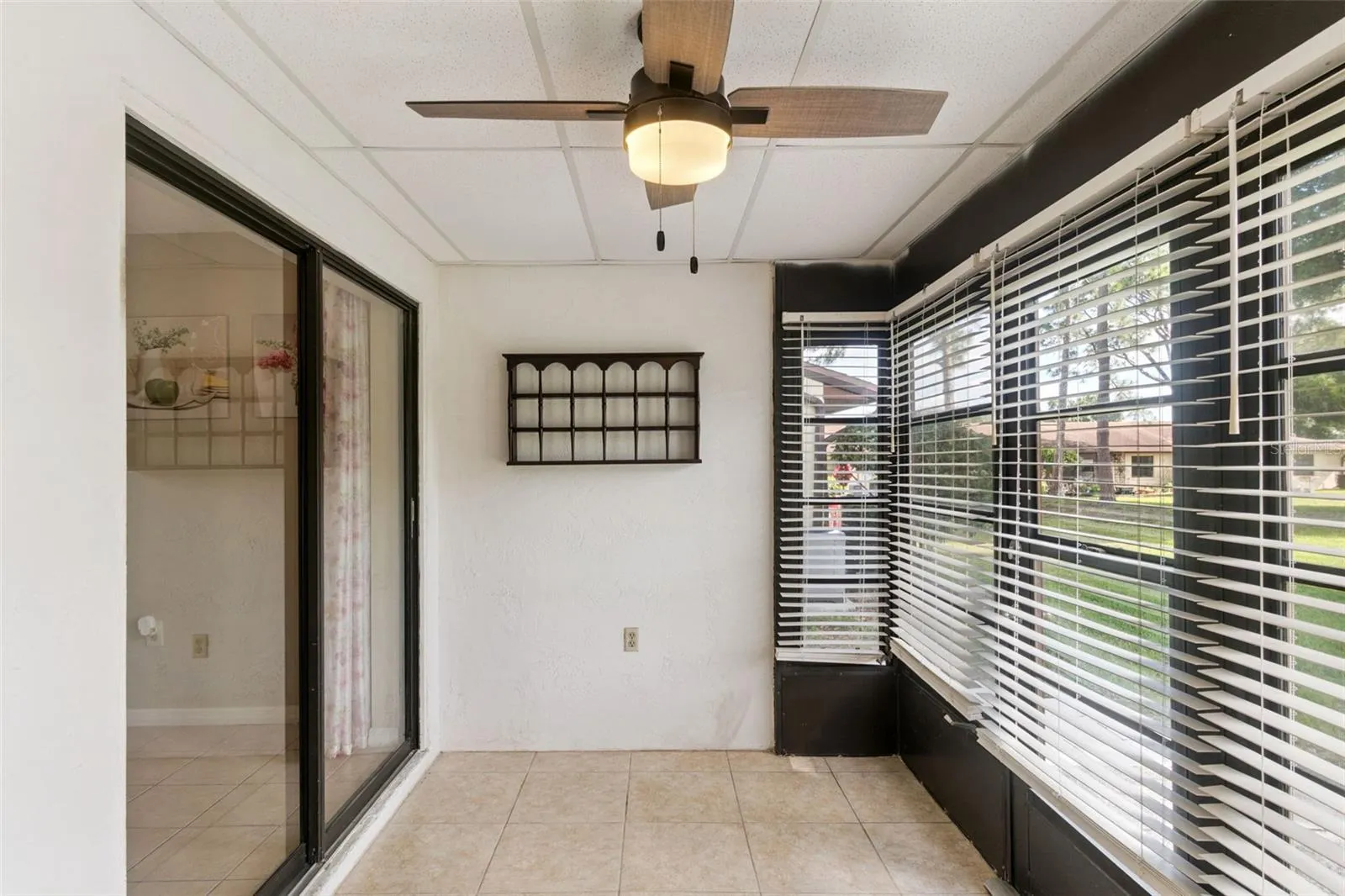 Enclosed lanai