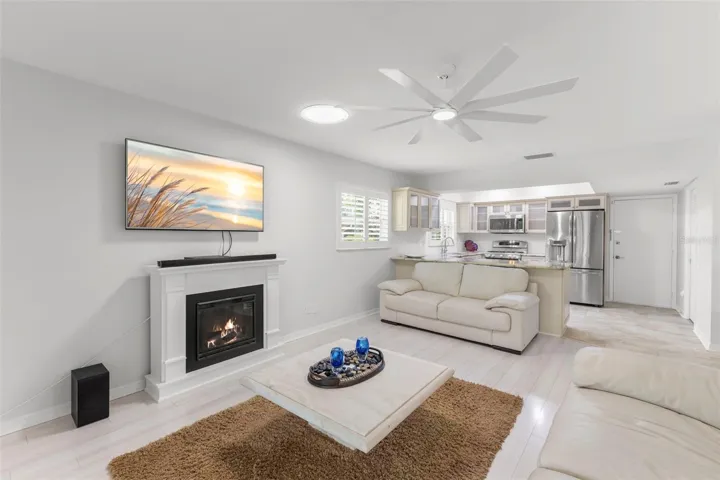 FAMILY ROOM TO KITCHEN, GARAGE AND LAUNDRY ROOM