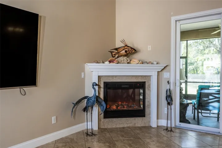 Electric fireplace