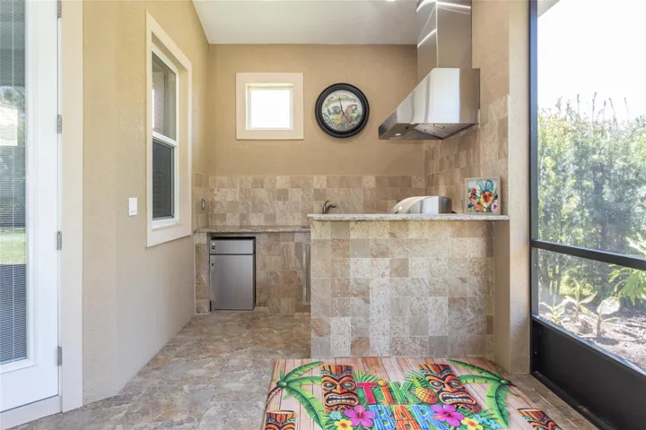 Outside kitchen, perfect for entertaining