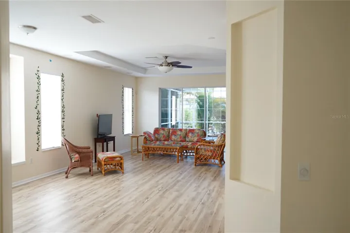 space to left can also hold dining table