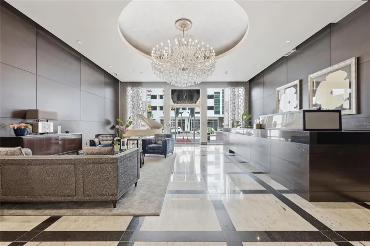 Lobby with 24/7 Concierge & Security