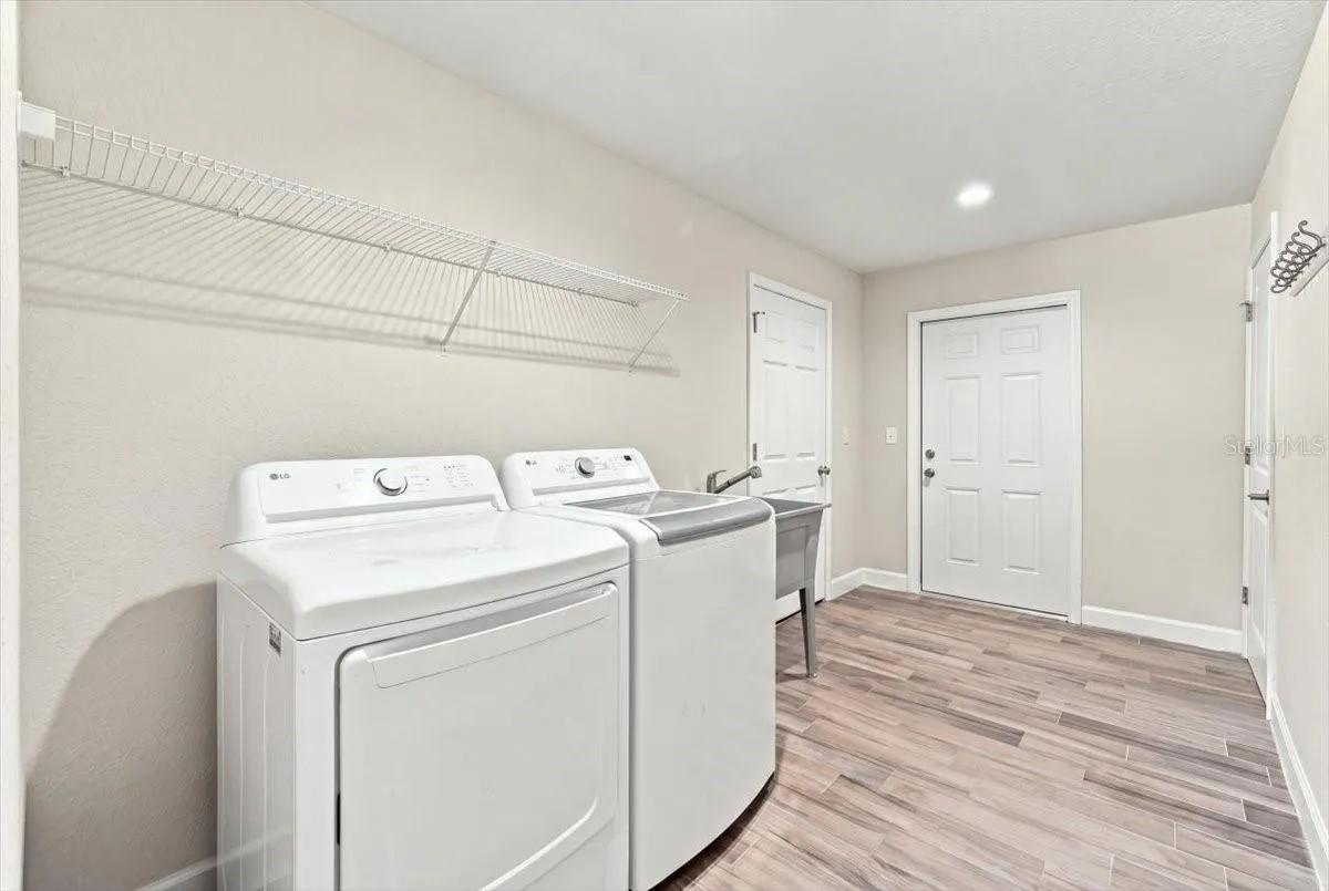1308 Glenford Ln, Lakeland, Florida 33813 — photo 37