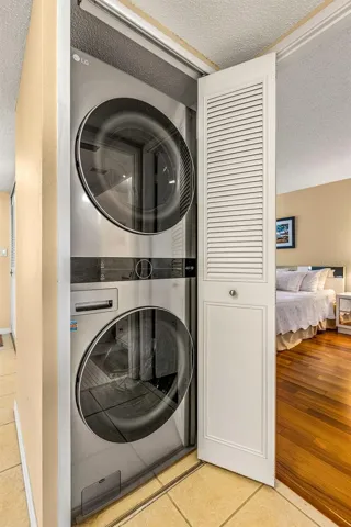 Washer/Dryer