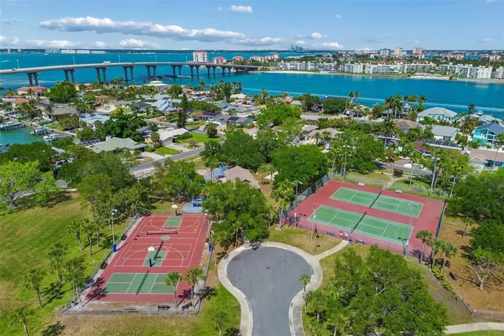 Pickleball, tennis, hoops, dog park, pavilion, outdoor fitness, playground