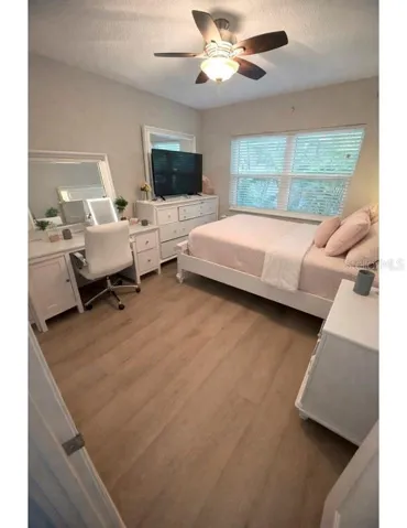bedroom #1