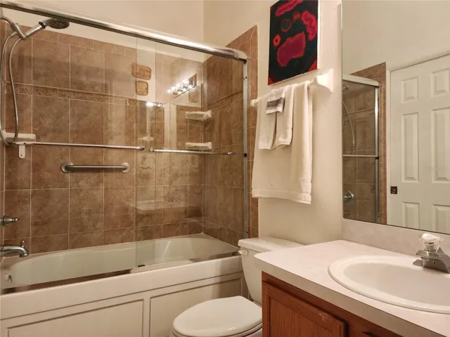 FULL BATHROOM