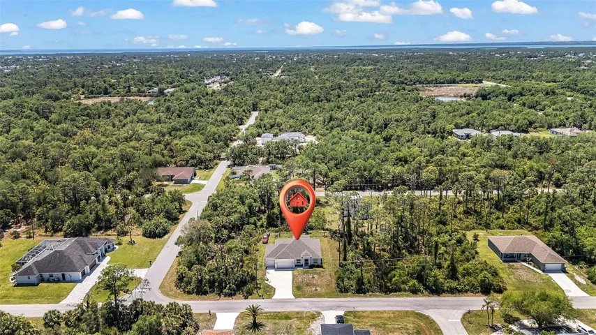 DRONE LOOKING SOUTH