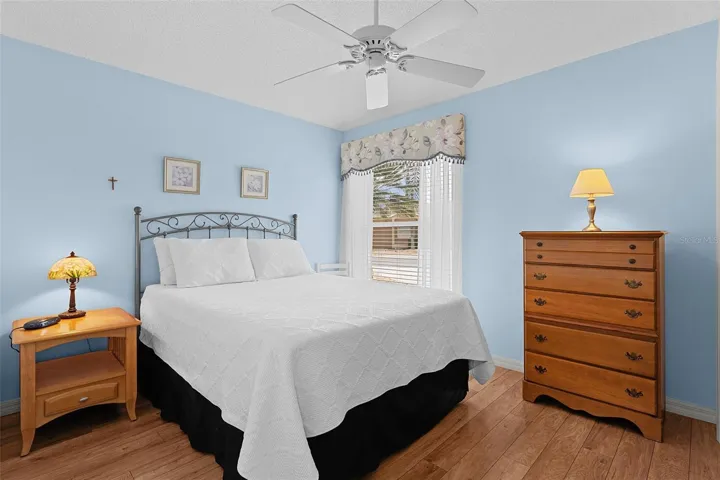 Guest bedroom