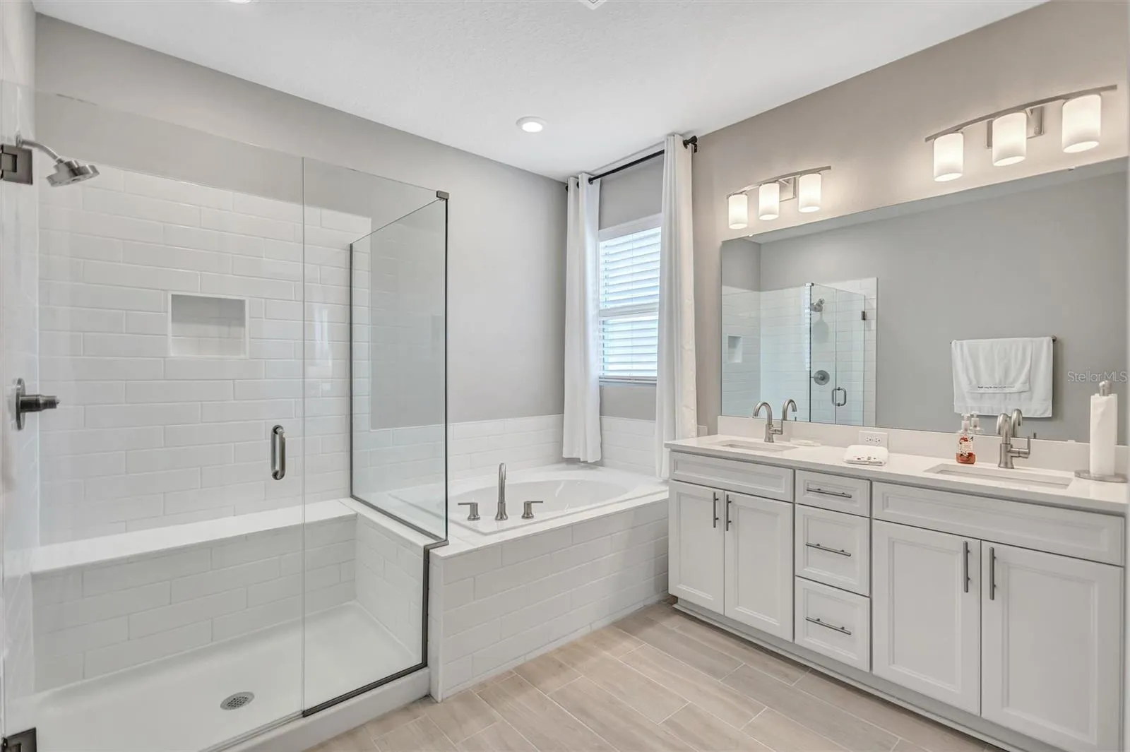 6339 Dolostone Dr, Lakeland, Florida 33811 — photo 32