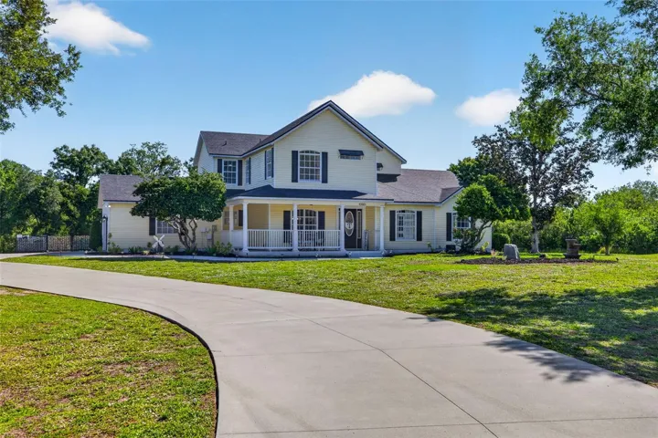 Welcome Home - Over One Acre!
