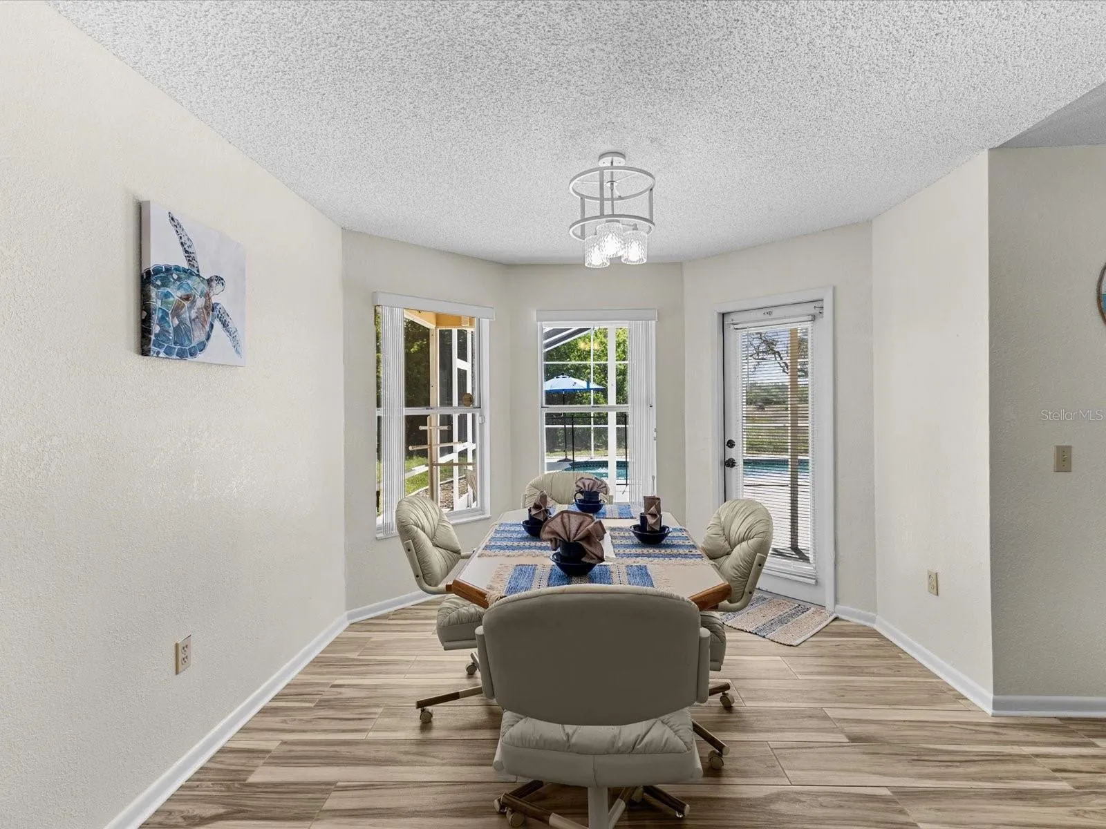 Breakfast Nook