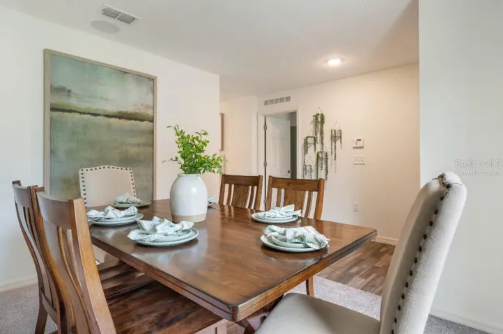 Dining Virtually Staged