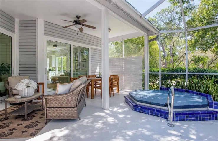 Patio. 5
