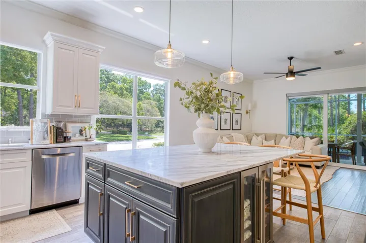 Kitchen. 2