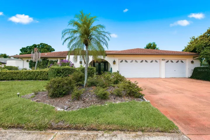 Spacious 5 bed, 3 bath and 3 car garage