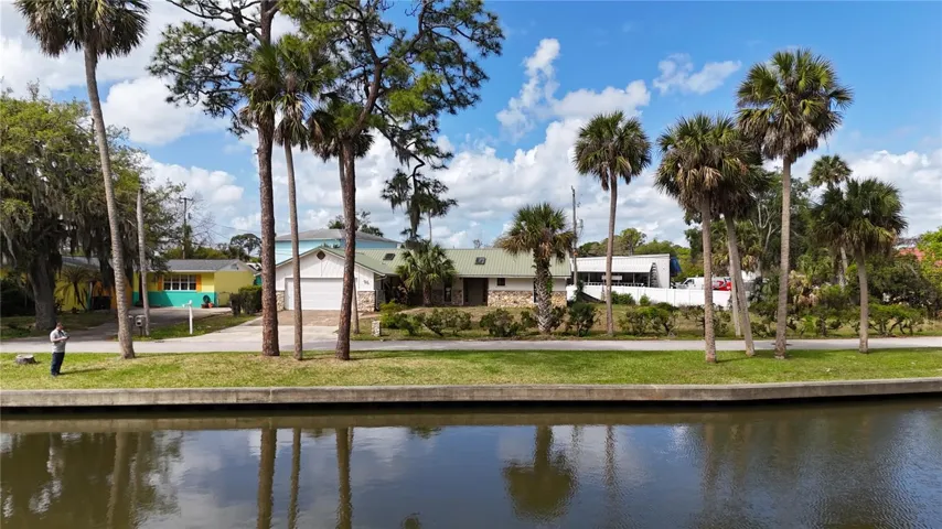 Front with canal