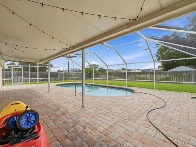 Huge covered screened Lanai