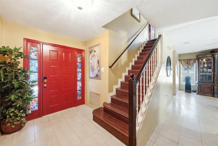 Stair access upon entry