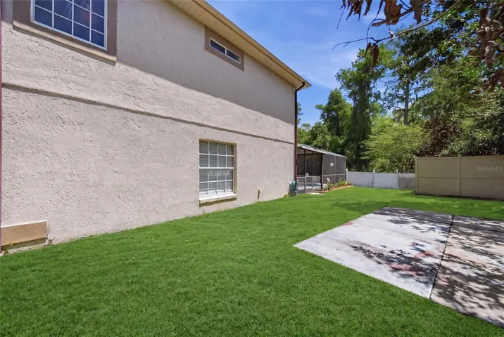 Spacious backyard