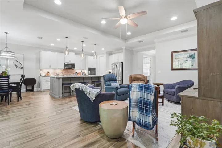 OPEN FLOOR PLAN VIEW