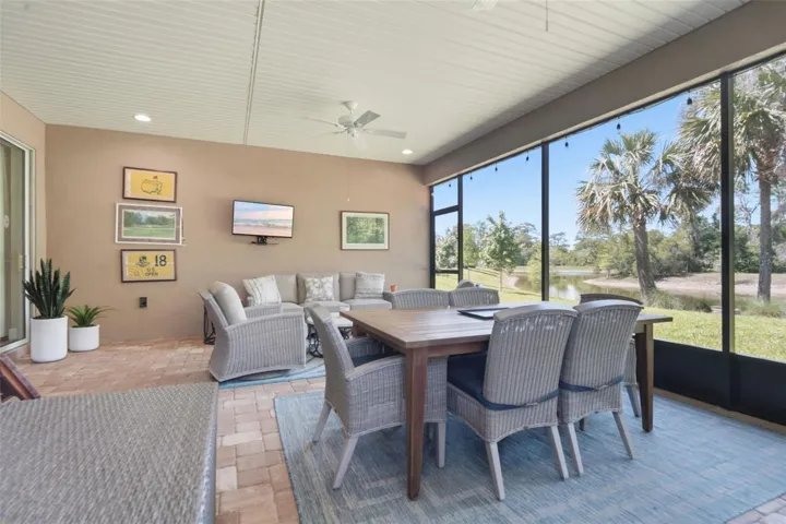 SCREENED IN PATIO