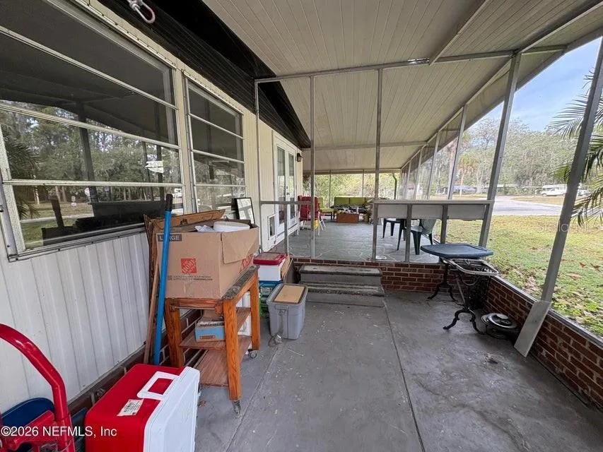 Screened in porch