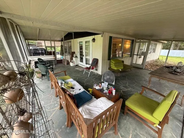 Screened in patio