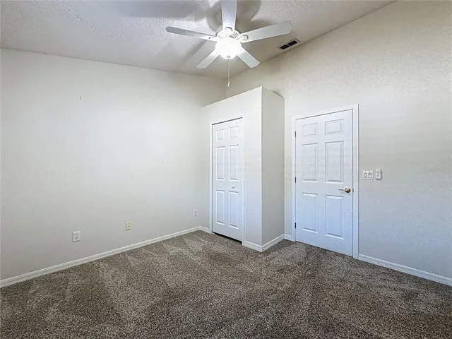 Bedroom3 /den has added closet
