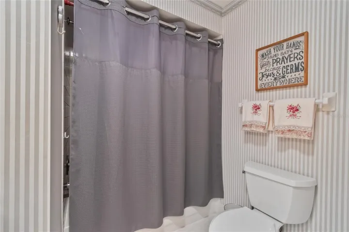Guest bathroom.