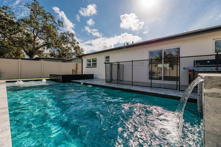 Exterior Back/Pool