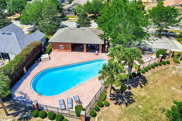 Club House Pool