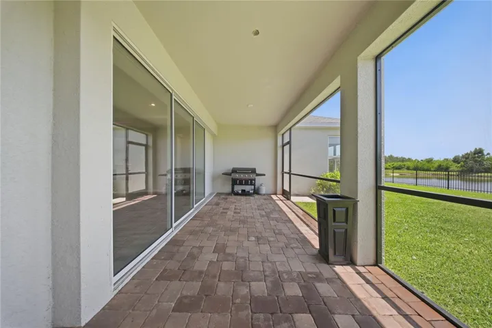 COVERED LANAI