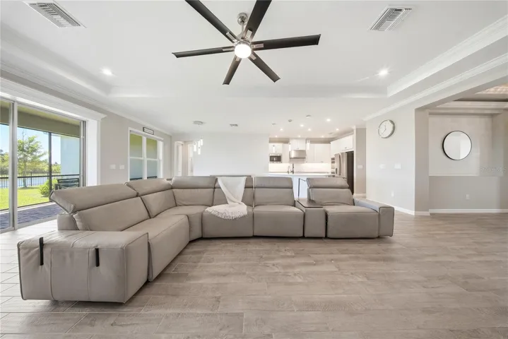OPEN FAMILY ROOM