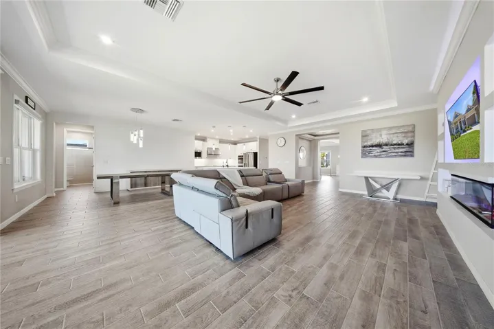 OPEN FAMILY ROOM