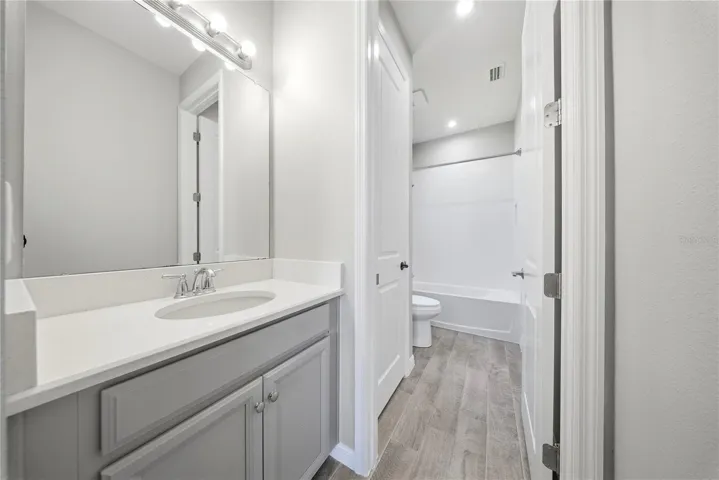 JACK AND JILL BATH SPLIT BETWEEN BEDROOMS #2 & #3