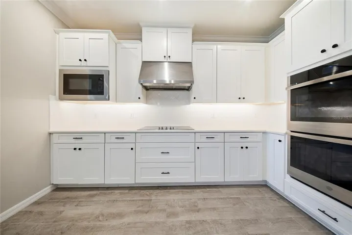 BEAUTIFUL KITCHEN