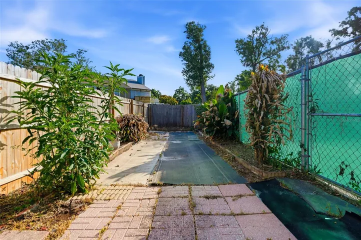 Fenced in Yard