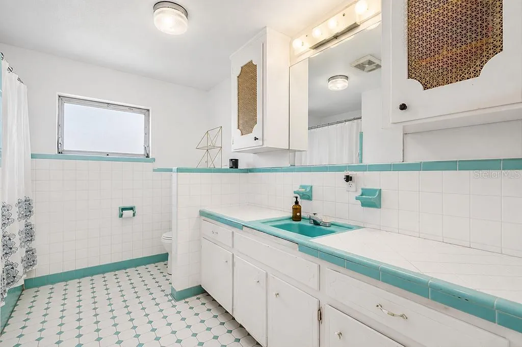 AI generated photo of bathroom with white paint