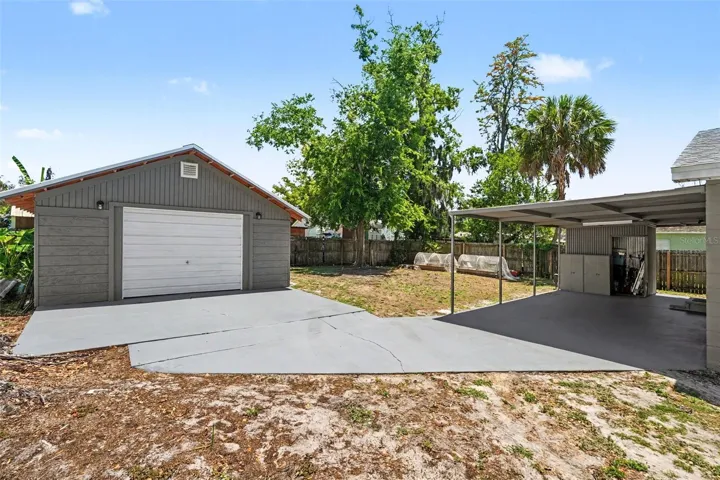 Garage