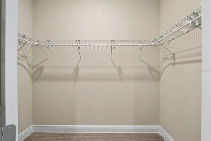 walk in closet 1