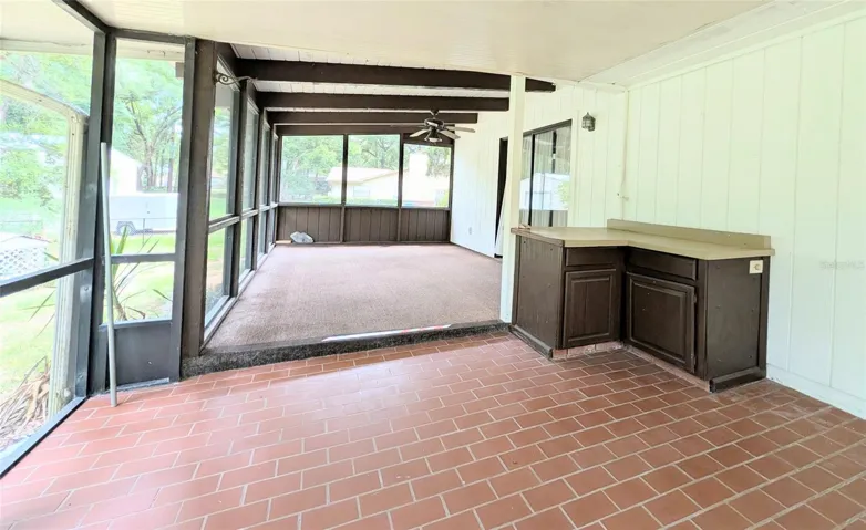 2 back connected porches