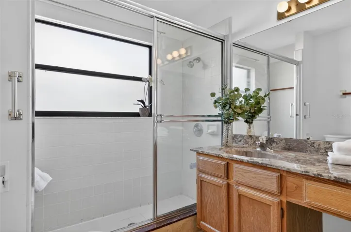 Primary Bath Esnuite