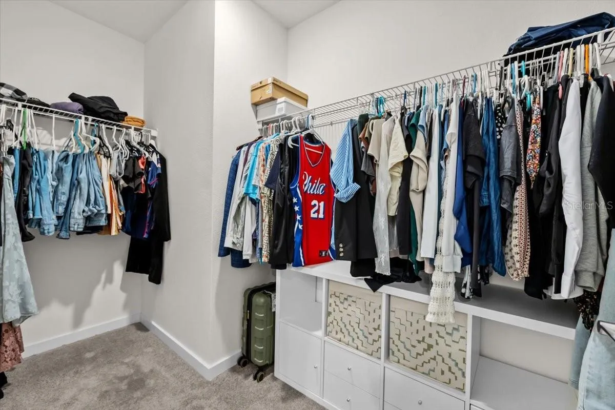 Walk in Closet