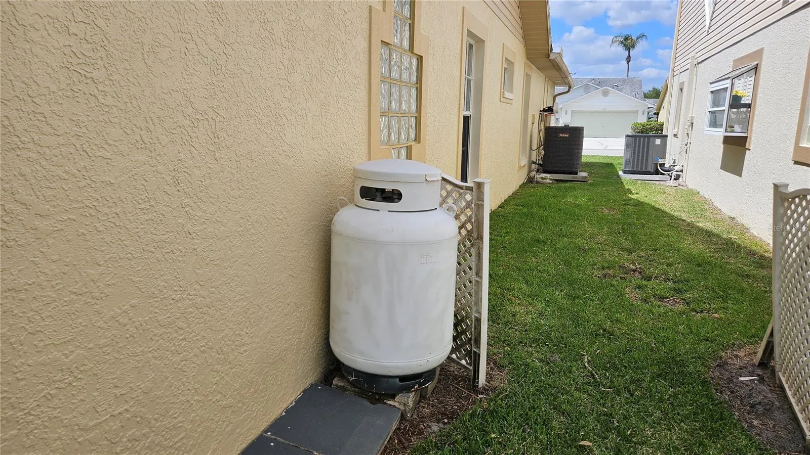 Propane Gas tank