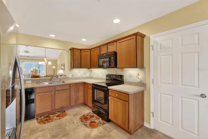 Kitchen pic 4
